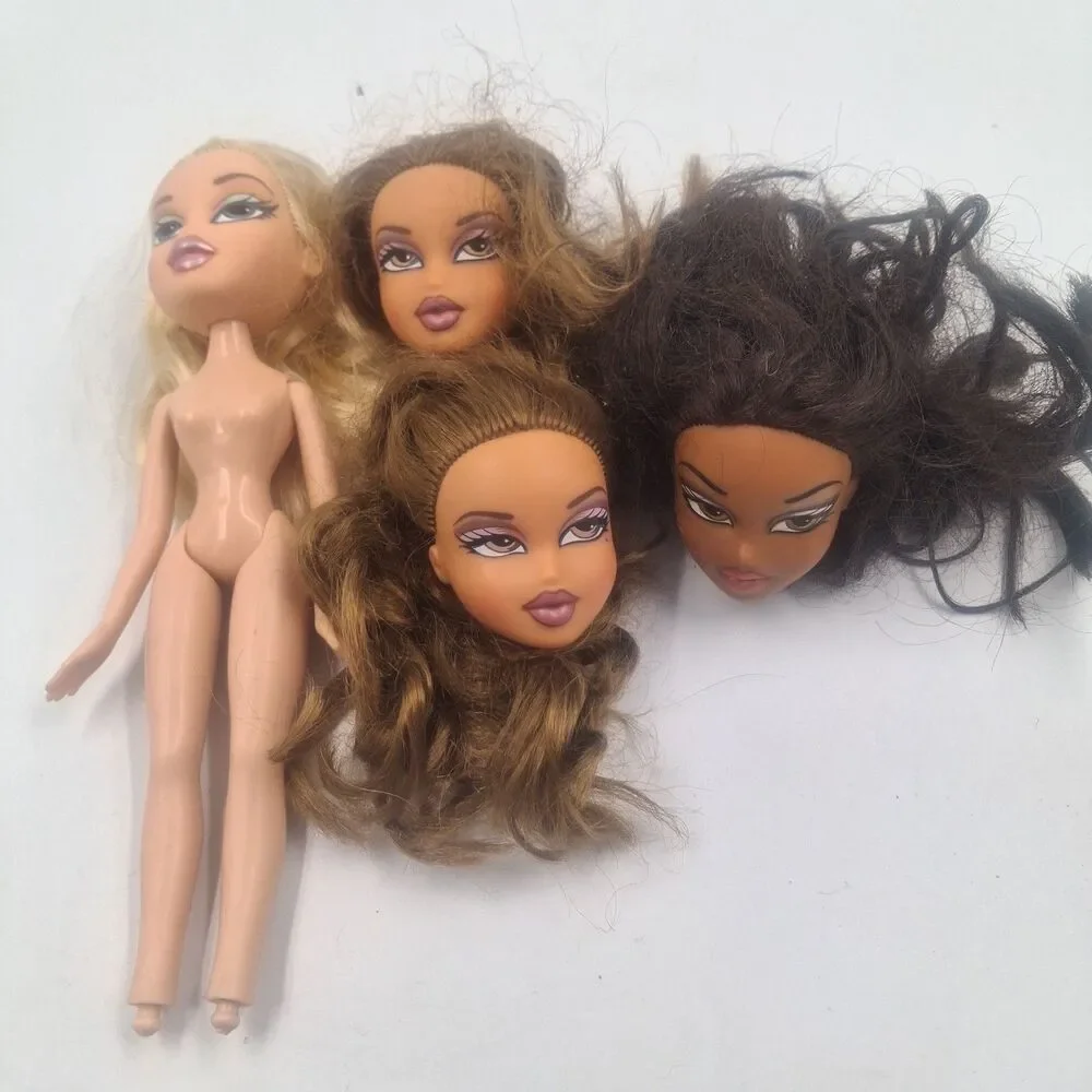 2001 Bratz Doll Replacement Heads Lot of 4 Chloe Sasha & Yasmin